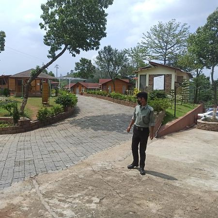 Ri Shat Sngi Orchid Resort By World Choice Shillong Exterior photo