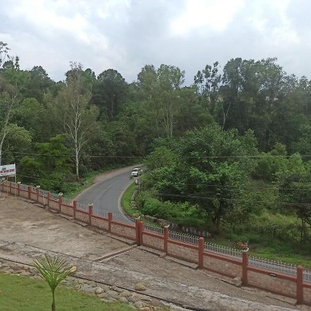 Ri Shat Sngi Orchid Resort By World Choice Shillong Exterior photo