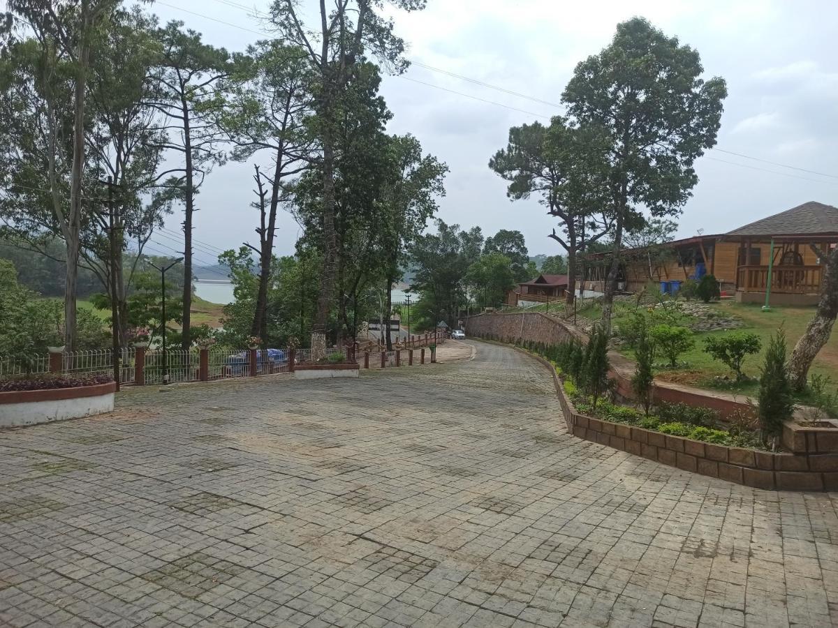Ri Shat Sngi Orchid Resort By World Choice Shillong Exterior photo